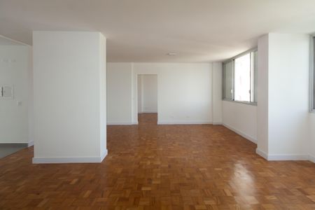 Apartamento à venda com 135m², 2 quartos e 1 vaga Apartamento à venda com 135m², 2 quartos e 1 vagaSala