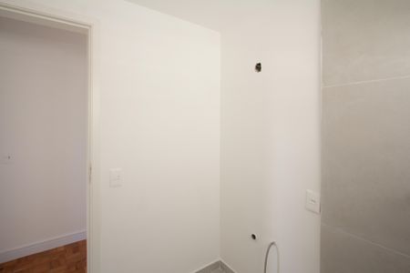 Apartamento à venda com 135m², 2 quartos e 1 vaga Apartamento à venda com 135m², 2 quartos e 1 vagaBanheiro da Suíte 1