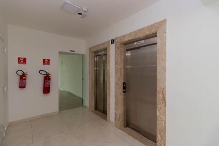 Apartamento à venda com 54m², 2 quartos e 1 vagaÁrea comum - Elevadores