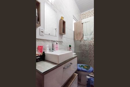 Casa à venda com 86m², 2 quartos e 1 vaga Casa à venda com 86m², 2 quartos e 1 vagaBanheiro