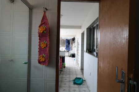 Casa à venda com 250m², 2 quartos e 2 vagasCasa 1 - Banheiro