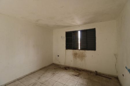 Casa à venda com 250m², 2 quartos e 2 vagasCasa 4 - Quarto