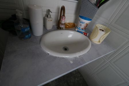 Casa à venda com 250m², 2 quartos e 2 vagasCasa 1 - Banheiro - Pia