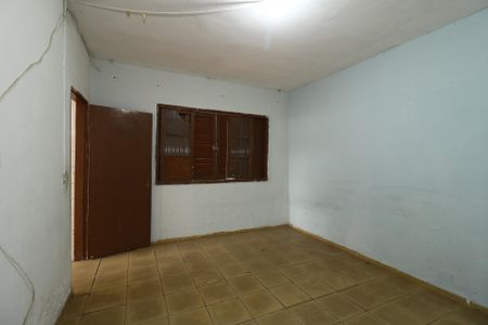 Casa à venda com 250m², 2 quartos e 2 vagasCasa 2 - Quarto