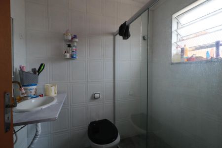 Casa à venda com 250m², 2 quartos e 2 vagasCasa 1 - Banheiro