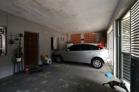 Casa à venda com 250m², 2 quartos e 2 vagasGaragem