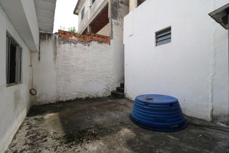 Casa à venda com 250m², 2 quartos e 2 vagasQuintal
