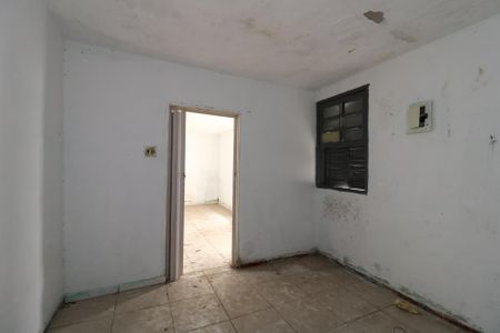 Casa à venda com 250m², 2 quartos e 2 vagasCasa 3 - Quarto