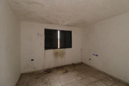 Casa à venda com 250m², 2 quartos e 2 vagasCasa 4 - Quarto