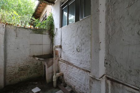 Casa à venda com 250m², 2 quartos e 2 vagasCasa 3 - Área de Serviço