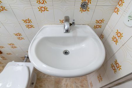 Apartamento à venda com 48m², 2 quartos e 1 vaga Apartamento à venda com 48m², 2 quartos e 1 vagaBanheiro