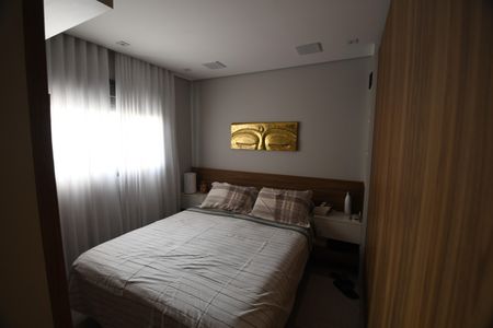 Apartamento à venda com 107m², 3 quartos e 2 vagasQuarto Suíte 2