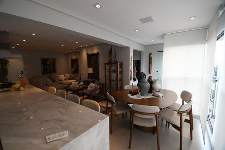 Apartamento à venda com 107m², 3 quartos e 2 vagasSala