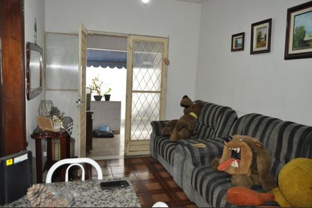 Casa à venda com 65m², 2 quartos e sem vagaSala