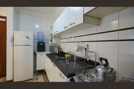 Apartamento para alugar com 72m², 2 quartos e 1 vagaCozinha