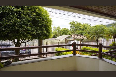 Apartamento para alugar com 72m², 2 quartos e 1 vagaSala varanda