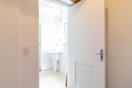 Apartamento à venda com 63m², 2 quartos e 2 vagas Apartamento à venda com 63m², 2 quartos e 2 vagasQuarto de Serviço