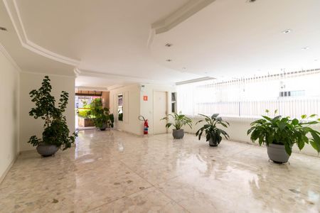 Apartamento à venda com 63m², 2 quartos e 2 vagas Apartamento à venda com 63m², 2 quartos e 2 vagasHall Social