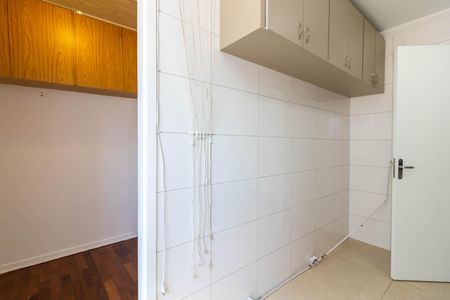 Apartamento à venda com 63m², 2 quartos e 2 vagas Apartamento à venda com 63m², 2 quartos e 2 vagasÁrea de Serviço