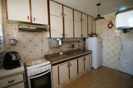 Apartamento à venda com 140m², 2 quartos e 1 vagaCozinha