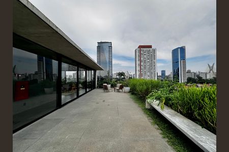 Apartamento à venda com 47m², 1 quarto e sem vaga Apartamento à venda com 47m², 1 quarto e sem vagaTerraço