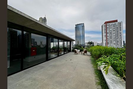 Apartamento à venda com 47m², 1 quarto e sem vaga Apartamento à venda com 47m², 1 quarto e sem vagaTerraço