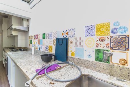 Apartamento à venda com 92m², 2 quartos e 2 vagas Apartamento à venda com 92m², 2 quartos e 2 vagasCozinha e Área de Serviço