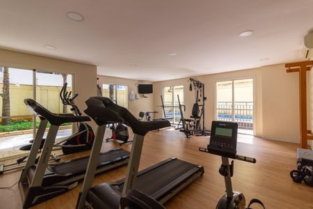 Apartamento à venda com 92m², 2 quartos e 2 vagas Apartamento à venda com 92m², 2 quartos e 2 vagasÁrea comum - Academia