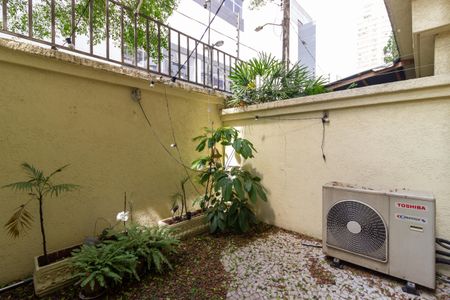 Apartamento à venda com 92m², 2 quartos e 2 vagas Apartamento à venda com 92m², 2 quartos e 2 vagasQuintal