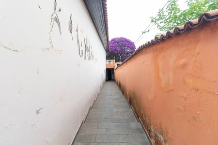 Casa à venda com 210m², 2 quartos e 3 vagasCorredor