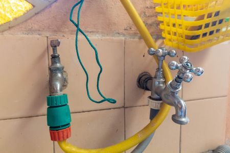 Casa à venda com 210m², 2 quartos e 3 vagasLavanderia (Torneira)