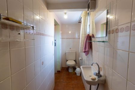 Casa à venda com 210m², 2 quartos e 3 vagasBanheiro 2