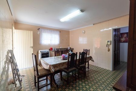 Casa à venda com 210m², 2 quartos e 3 vagasCozinha