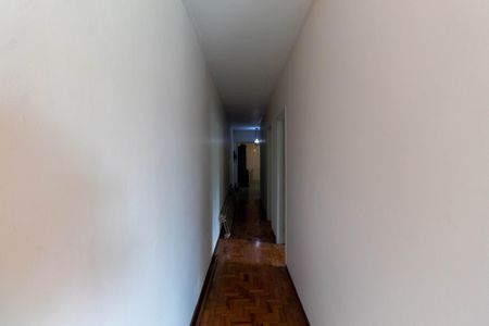 Casa à venda com 210m², 2 quartos e 3 vagasCorredor