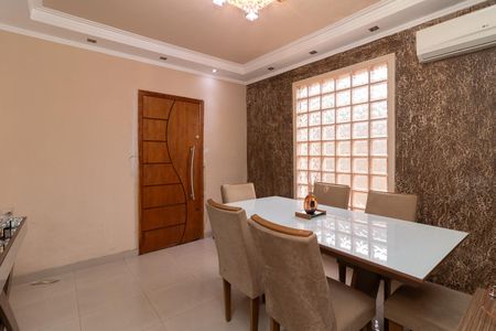 Casa à venda com 133m², 4 quartos e 3 vagasSala de Jantar