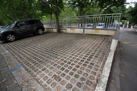 Apartamento para alugar com 44m², 2 quartos e 1 vaga Apartamento para alugar com 44m², 2 quartos e 1 vagaGaragem