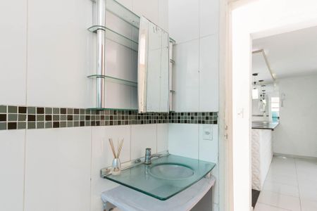 Apartamento para alugar com 85m², 2 quartos e sem vagaBanheiro