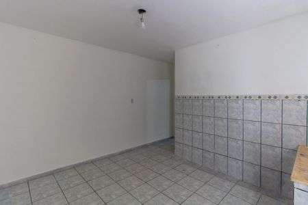 Casa para alugar com 40m², 1 quarto e sem vaga Casa para alugar com 40m², 1 quarto e sem vagaSala