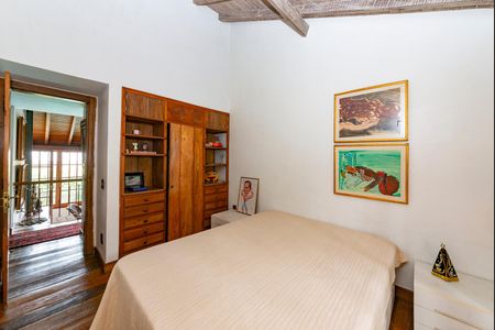 Casa à venda com 400m², 4 quartos e 4 vagas Casa à venda com 400m², 4 quartos e 4 vagasQuarto 3