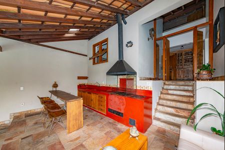 Casa à venda com 400m², 4 quartos e 4 vagas Casa à venda com 400m², 4 quartos e 4 vagasVaranda gourmet