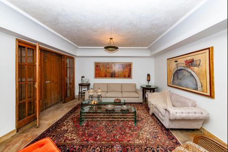 Casa à venda com 400m², 4 quartos e 4 vagas Casa à venda com 400m², 4 quartos e 4 vagasSala 1