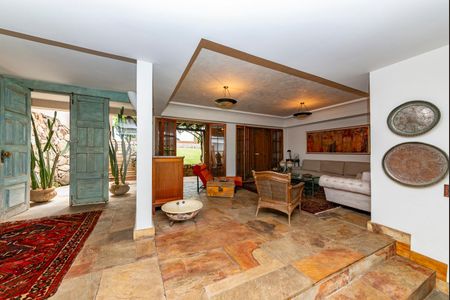 Casa à venda com 400m², 4 quartos e 4 vagas Casa à venda com 400m², 4 quartos e 4 vagasSala 1