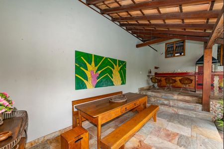 Casa à venda com 400m², 4 quartos e 4 vagas Casa à venda com 400m², 4 quartos e 4 vagasVaranda gourmet