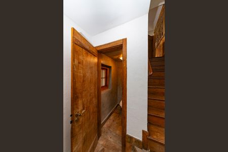 Casa à venda com 400m², 4 quartos e 4 vagas Casa à venda com 400m², 4 quartos e 4 vagasLavabo