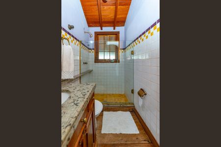 Casa à venda com 400m², 4 quartos e 4 vagas Casa à venda com 400m², 4 quartos e 4 vagasBanheiro Social 2