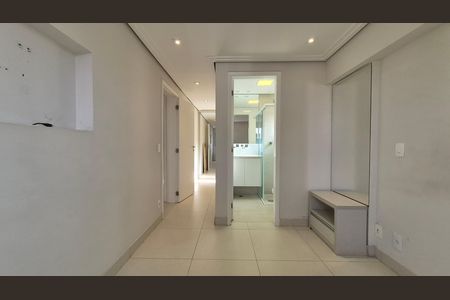 Apartamento para alugar com 70m², 3 quartos e 2 vagas Apartamento para alugar com 70m², 3 quartos e 2 vagasSuíte