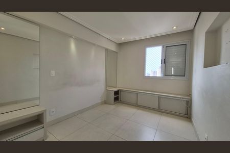 Apartamento para alugar com 70m², 3 quartos e 2 vagas Apartamento para alugar com 70m², 3 quartos e 2 vagasSuíte