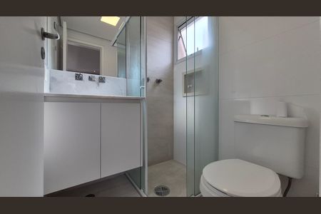 Apartamento para alugar com 70m², 3 quartos e 2 vagas Apartamento para alugar com 70m², 3 quartos e 2 vagasBanheiro da suíte