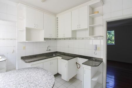 Apartamento para alugar com 75m², 3 quartos e 2 vagas Apartamento para alugar com 75m², 3 quartos e 2 vagasCozinha