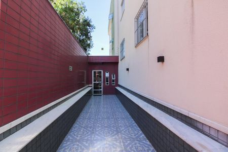 Apartamento para alugar com 75m², 3 quartos e 2 vagas Apartamento para alugar com 75m², 3 quartos e 2 vagasEntrada
